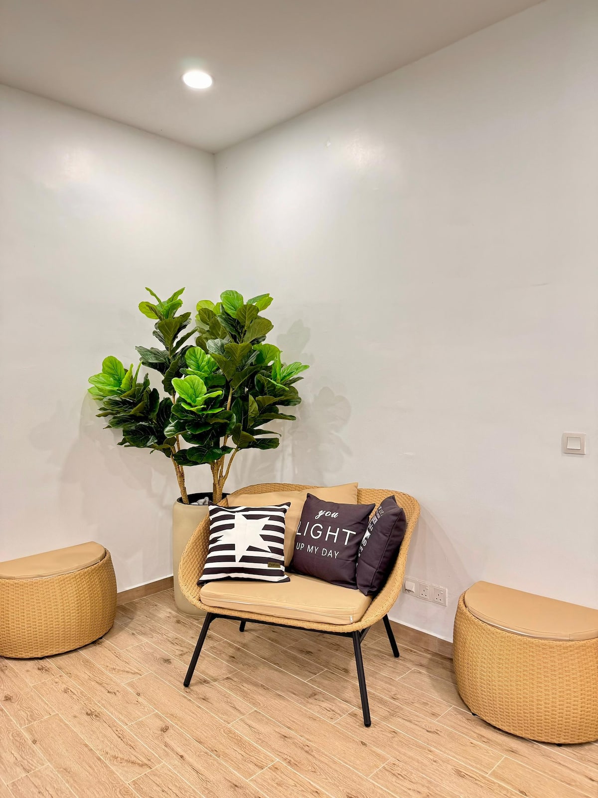 3-Storey Luxury House · June's — photo 10 of 66
