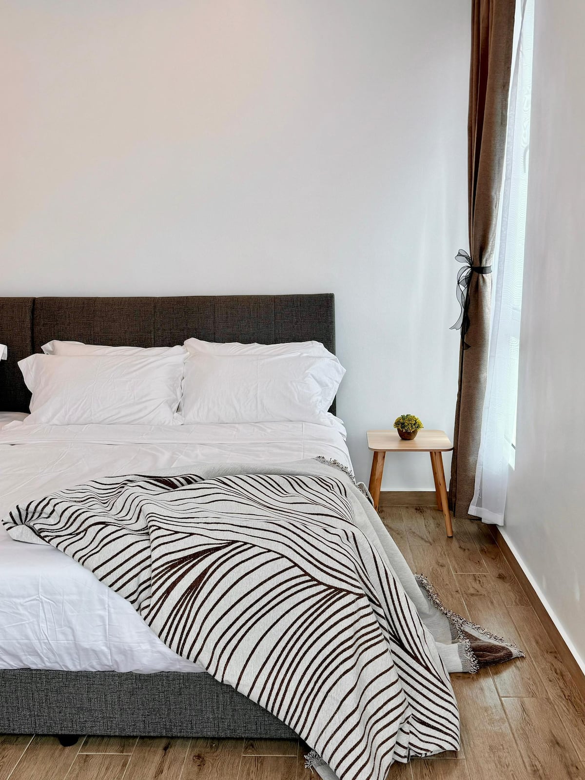3-Storey Luxury House · June's — photo 58 of 66